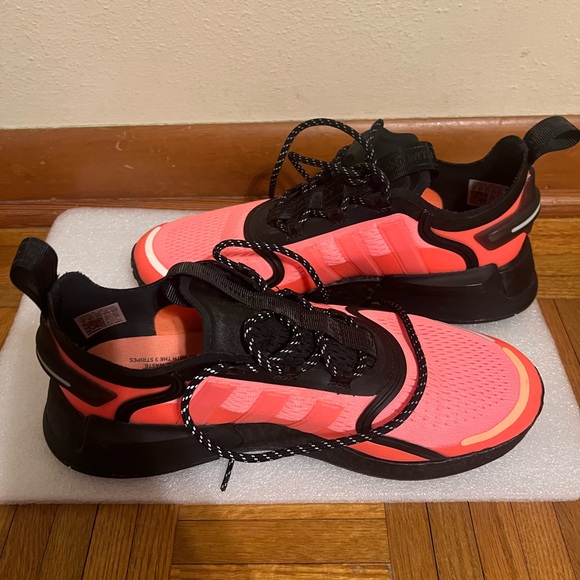 Adidas Shoes for Men. - Picture 6 of 9